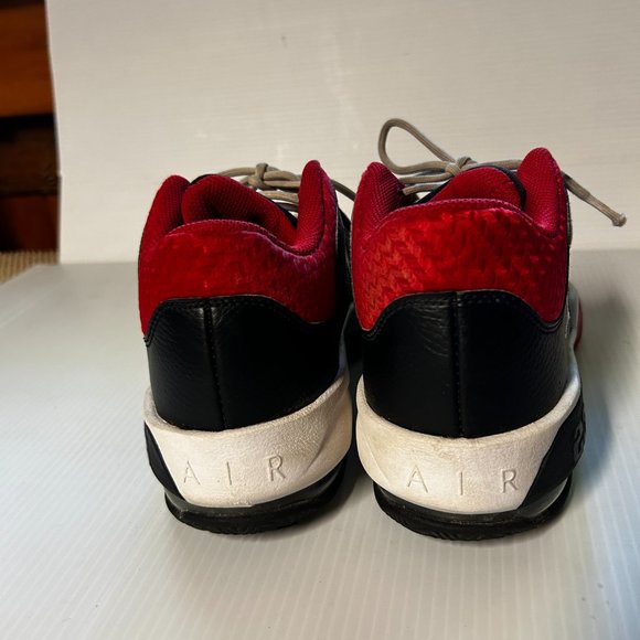 Nike Air Jordan’s - Size 6.5 (8 w) - Mid Black, Red and White - Picture 10 of 12